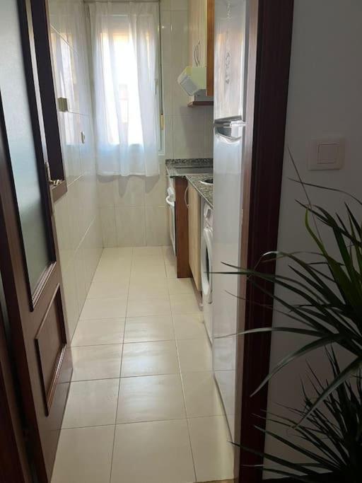 Acogedor Y Soleado Apartamento Recien Amueblado En Gijon Luaran gambar